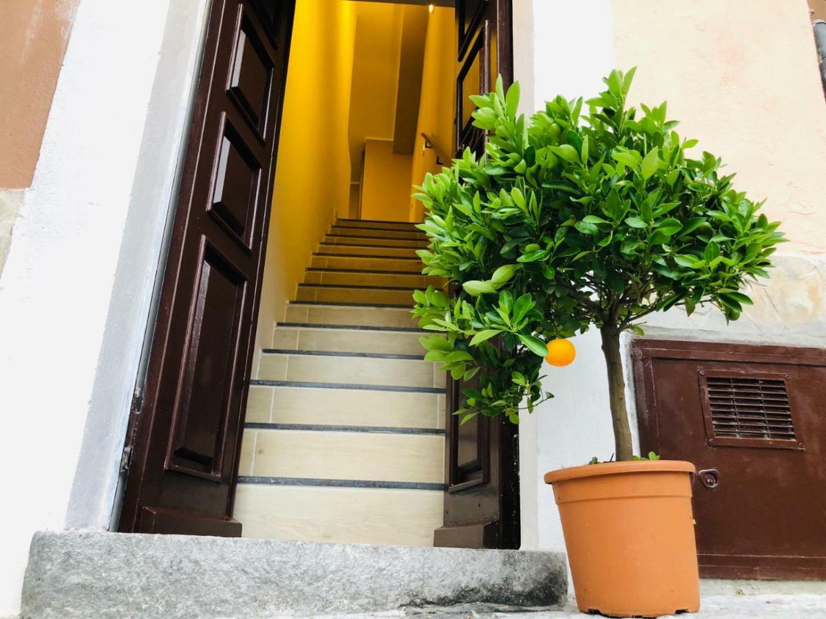 U Peri Alivu House Villa Катания Екстериор снимка